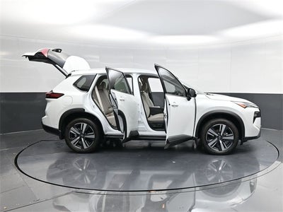 2025 Nissan Rogue SL