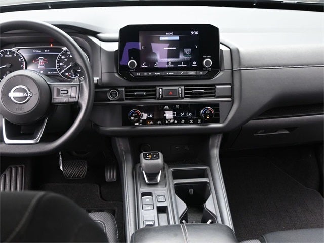 2024 Nissan Pathfinder S