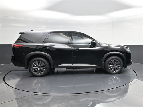 2024 Nissan Pathfinder S