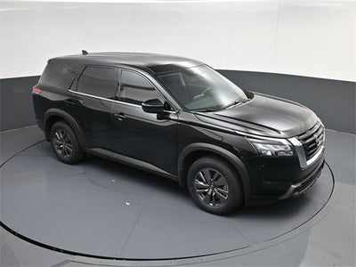 2024 Nissan Pathfinder S