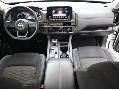 2024 Nissan Pathfinder S