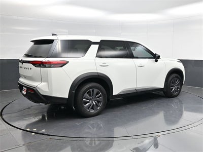 2024 Nissan Pathfinder S