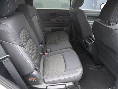 2024 Nissan Pathfinder S