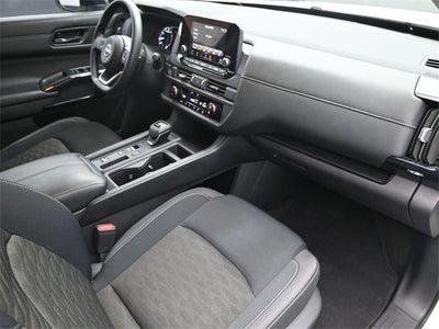 2024 Nissan Pathfinder S