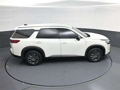 2024 Nissan Pathfinder S