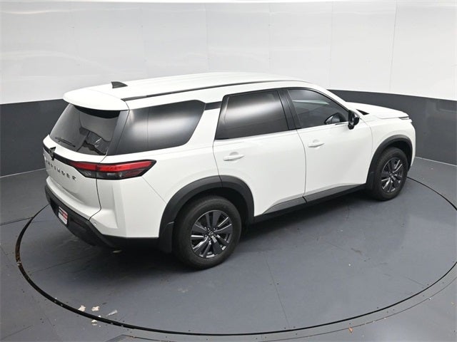 2024 Nissan Pathfinder S