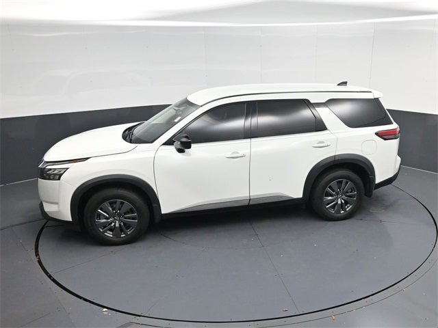 2024 Nissan Pathfinder S