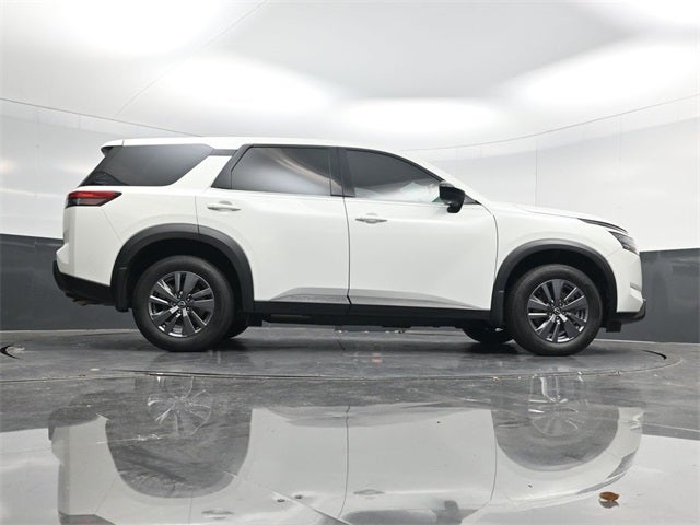 2024 Nissan Pathfinder S