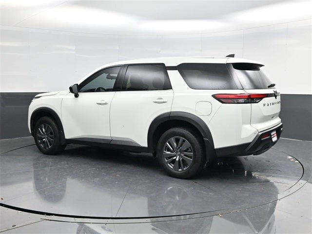 2024 Nissan Pathfinder S