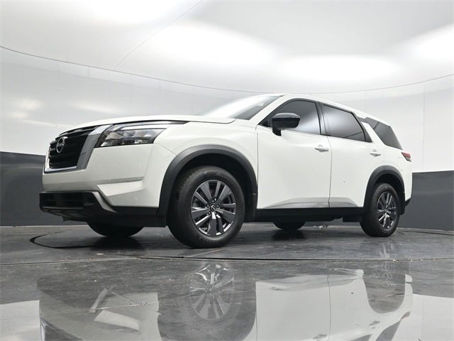 2024 Nissan Pathfinder S