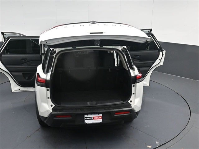 2024 Nissan Pathfinder S