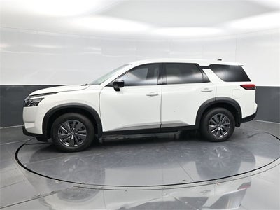 2024 Nissan Pathfinder S