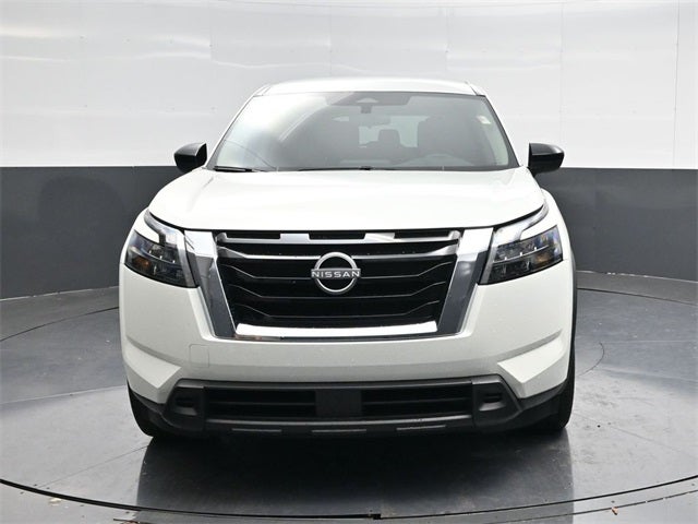 2024 Nissan Pathfinder S