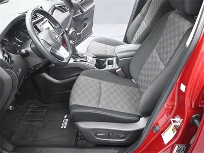 2022 Nissan Rogue Sport SV