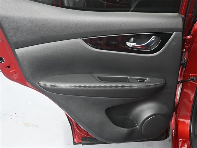 2022 Nissan Rogue Sport SV