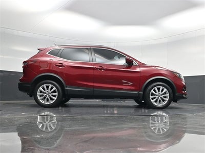 2022 Nissan Rogue Sport SV