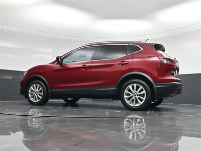 2022 Nissan Rogue Sport SV