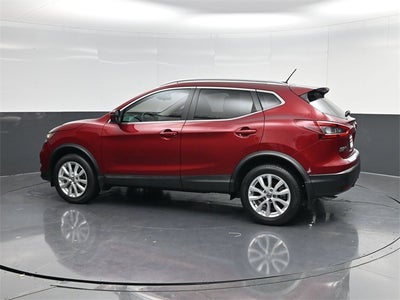 2022 Nissan Rogue Sport SV