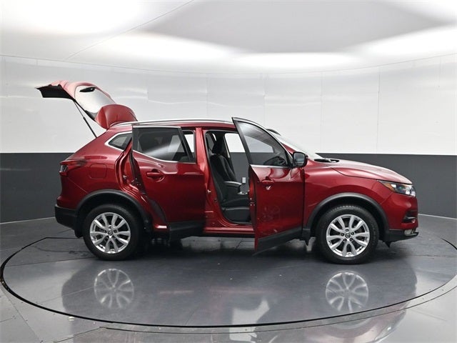 2022 Nissan Rogue Sport SV