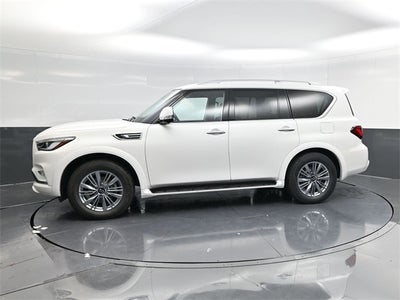 2024 INFINITI QX80 LUXE