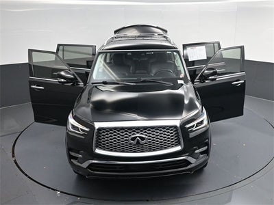 2021 INFINITI QX80 LUXE
