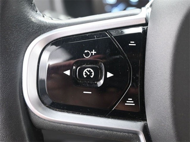 2021 Volvo XC90 Recharge Plug-In Hybrid T8 Inscription 7 Passenger