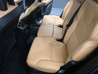 2021 Volvo XC90 Recharge Plug-In Hybrid T8 Inscription 7 Passenger