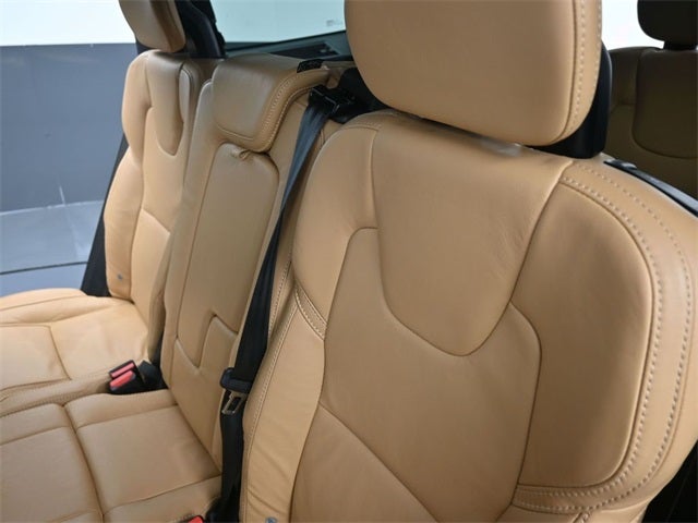 2021 Volvo XC90 Recharge Plug-In Hybrid T8 Inscription 7 Passenger