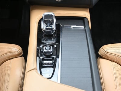 2021 Volvo XC90 Recharge Plug-In Hybrid T8 Inscription 7 Passenger