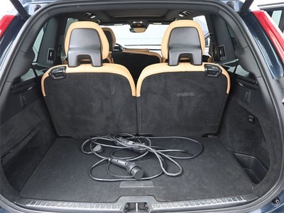 2021 Volvo XC90 Recharge Plug-In Hybrid T8 Inscription 7 Passenger