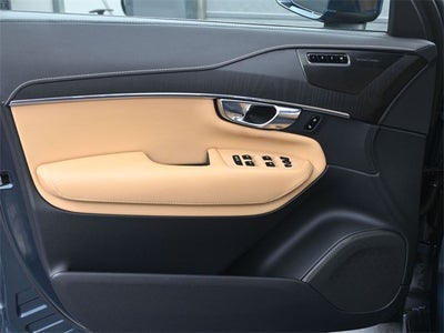 2021 Volvo XC90 Recharge Plug-In Hybrid T8 Inscription 7 Passenger