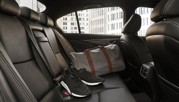 INFINITI Q50 Interior – Backseat
